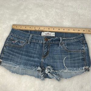 hollister womens jean shorts 28W medium blue cut off festival denim woman size 7